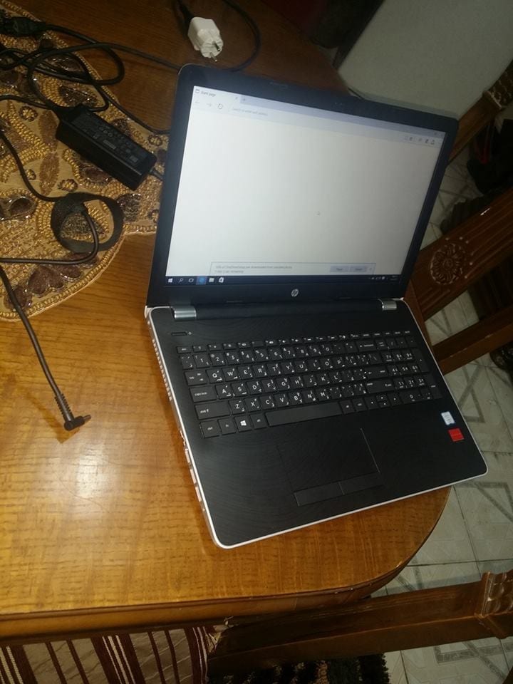 hp laptop 15-bs0xx