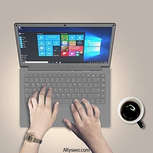 عايز لابتوب حجم صغير ووزن خفيف وسريع ومايزدش عن 4000ج