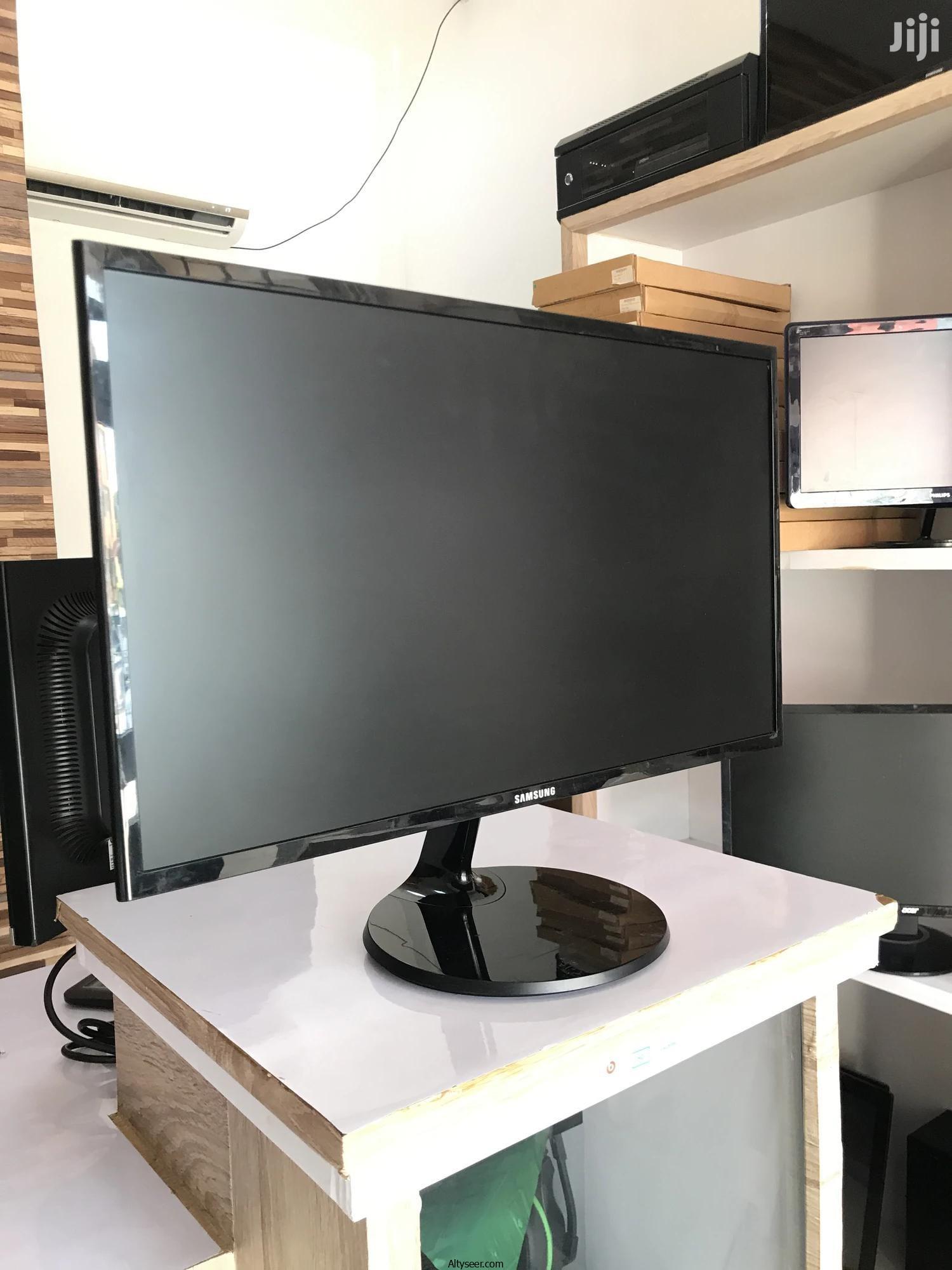 شاشة 24 بوصة سامسونج s24f350fm