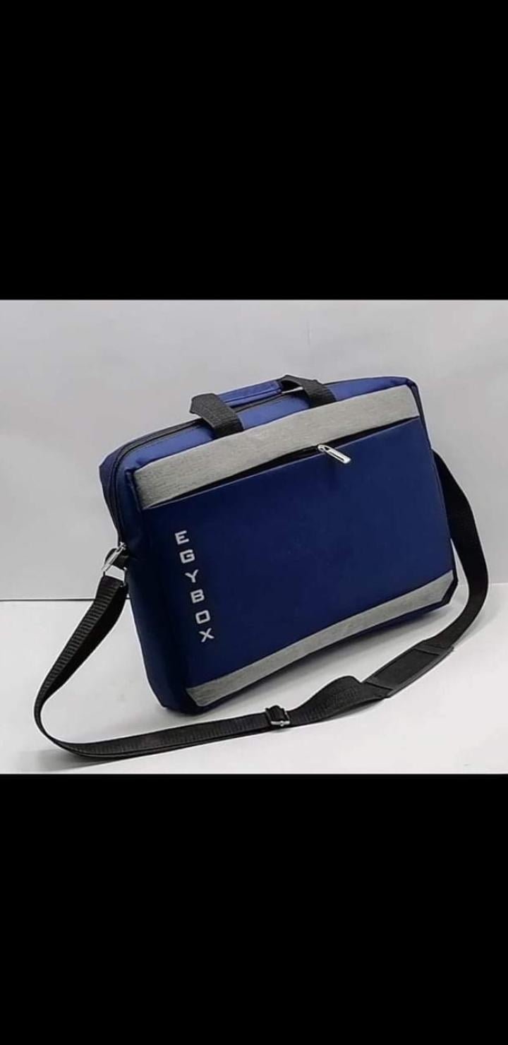 حقيبة لاب توب 15.6 بوصة - اللون أسود ومنها الوان - قماش مقاوم للماء ومحكم التبطين لمقاومة الصدمات - الصورة 3