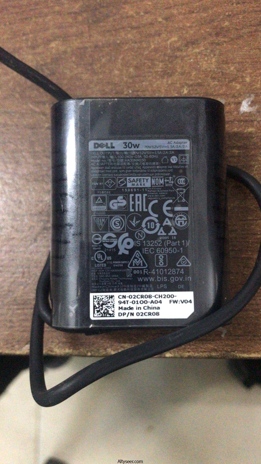 https://altyseer.com/wp-content/uploads/2023/11/Dell-130W-Type-C.jpeg?v=1699555215