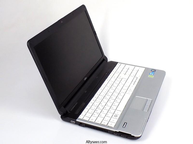 Fujitsu LIFEBOOK A530 15.6" WXGA i5-460M 2.53GHz 4GB 320g DVD