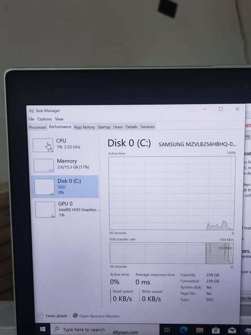 HP ProBook 640 G5 Laptop - 14.0" FHD (1920 x 1080), 8th Gen Intel Core i5-8365U 1.7GHZ, 8GB DDR4 RAM, 256GB SSD, WI-Fi Windows 10 Pro - الصورة 4