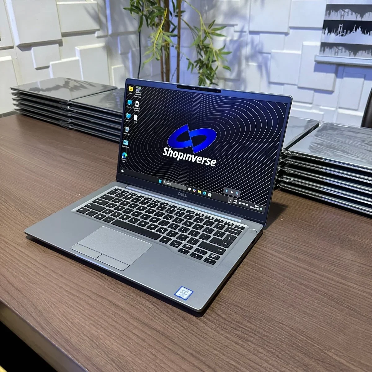 Dell Latitude 7300 (2)